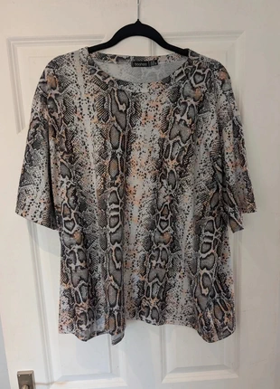 Boohoo Snake Print Oversized Tunic Top – Size UK 22, brand: Boohoo, condition: Very good, size: XL / UK 20-22, £2.00, £2.80 includes Buyer Protection