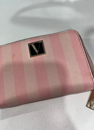 Porte monnaie Victoria Secret, marque: Secret, état: Bon état, 5,00 €, 5,95 € Protection acheteurs incluse