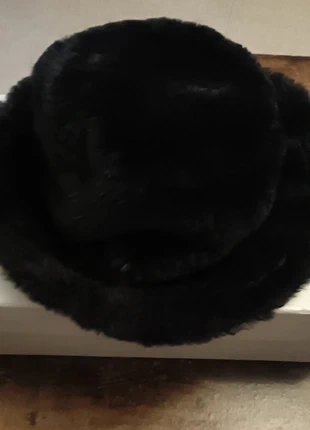 Chapeau femme, brand: Femme, condition: Very good, size: M, €13.00, €14.35 includes Buyer Protection