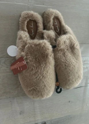 Prachtige sloffen voor de winter, marque: IF, état: Neuf avec étiquette, taille: 40, 10,00 €, 11,20 € Protection acheteurs incluse