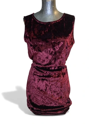 Vestito corto attilato bordeaux effetto vellutto, marque: Terranova, état: Très bon état, taille: M / 38 / 10, 4,99 €, 5,94 € Protection acheteurs incluse