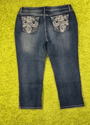 Jean Capri femme APT.9 – Broderies & strass – Taille FR 46/48 (US 16), marque: Capri, état: Très bon état, taille: XXXL / 46 / 18, 15,00 €, 16,45 € Protection acheteurs incluse