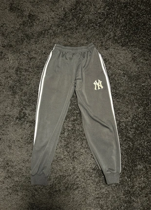 Jogging, marque: MLB, état: Très bon état, taille: L, 7,00 €, 8,05 € Protection acheteurs incluse