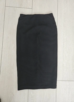 Black Pencil Skirt, merk: H&M, staat: Heel goed, maat: XS / 34 / 6, € 4,00, € 4,90 inclusief Kopersbescherming