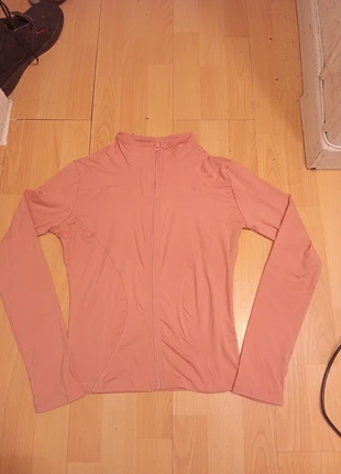 Veste Sport yoga pilates neuf jamais portée taille M, condizioni: Ottime, taglia: M / IT 42 / EU 38, €10.00, €11.20 include la Protezione acquisti