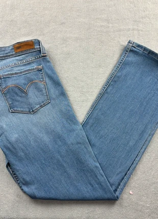 Jean levi’s w32 l32 FR42 coupe droite bleu femme vintage j40, brand: Levi's, condition: Very good, size: XL / 42 / 14, €14.99, €16.44 includes Buyer Protection