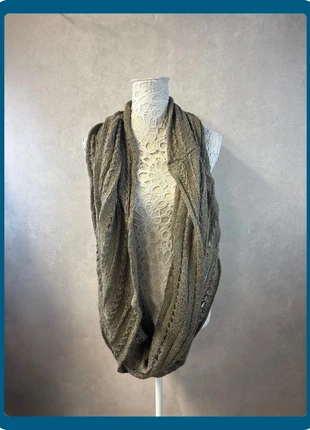 Écharpe longue beige tricotée – Lot MI30, condition: Very good, €7.10, €8.16 includes Buyer Protection Pro