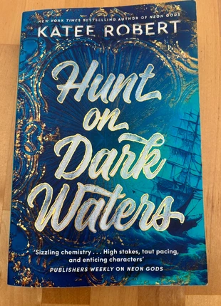 Hunt On Dark Waters (Engels boek), staat: Veelgebruikt, € 5,50, € 6,48 inclusief Kopersbescherming