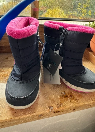 Winterboots Stiefel Gr. 23 Lupilu, marque: Lupilu, état: Neuf avec étiquette, taille: 23, 5,00 €, 5,95 € Protection acheteurs incluse