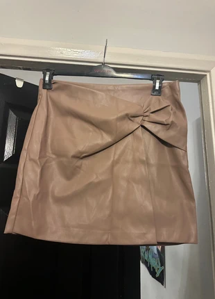 Skirt, brand: Primark, condition: New without tags, size: M / UK 12-14, £2.00, £2.80 includes Buyer Protection
