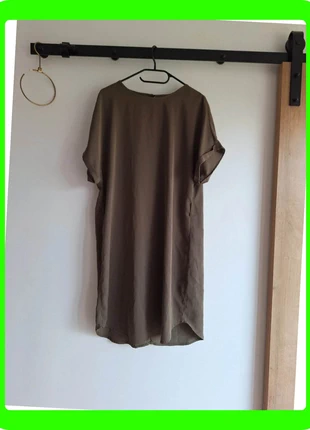 R0397. Robe droite kaki manches courtes T42, état: Très bon état, taille: XL / 42 / 14, 5,00 €, 5,95 € Protection acheteurs (Pro) incluse