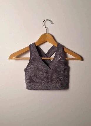 Brassière gymshark couleur camouflage violet taille XS, marca: Gymshark, estado: Muito bom, tamanho: XS, €13.00, €14.35 inclui Proteção do Comprador Pro