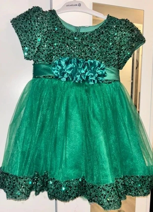 Girls party dress in emerald green size 2-3 years, brand: Shein, condizioni: Ottime, taglia: 24-36 mesi / 92 cm, €5.98, €6.98 include la Protezione acquisti