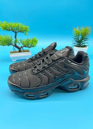 Nike Tn noire black 42, marca: Nike, estado: Novo sem etiquetas, tamanho: 42, €51.00, €54.25 inclui Proteção do Comprador