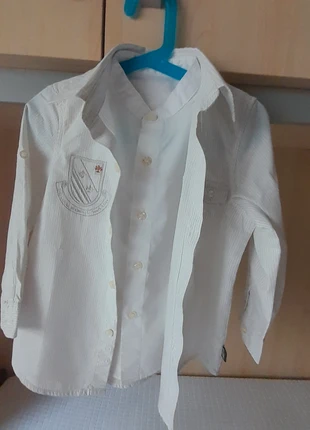 Camicia bambino Original Marines – effetto sovrapposto, ricami raffinati, merk: Original Marines, staat: Heel goed, maat: 4 jaar / 104 cm, € 3,00, € 3,85 inclusief Kopersbescherming