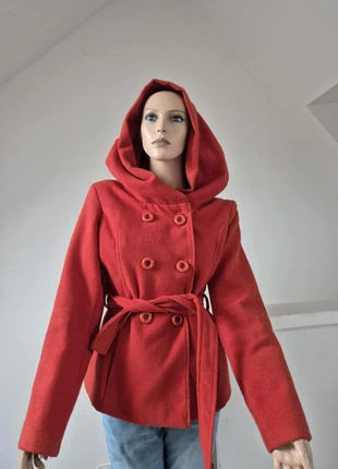 Manteau rouge a capuche - Rouge, brand: Made In Italy, condizioni: Ottime, taglia: M / IT 42 / EU 38, €15.00, €16.45 include la Protezione acquisti