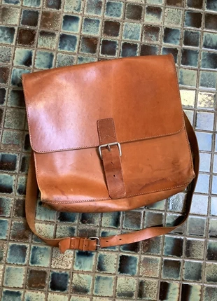 Sac bandoulière vintage tout cuir, marke: Vintage, zustand: Gut, 40,00 €, 42,70 € inklusive Vinted-Käuferschutz
