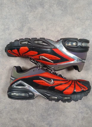 Nike air max tailwind 5 skepta bloody chrome taille 43 rouge et noir, merk: Nike, staat: Heel goed, maat: 43, € 249,90, € 263,10 inclusief Kopersbescherming