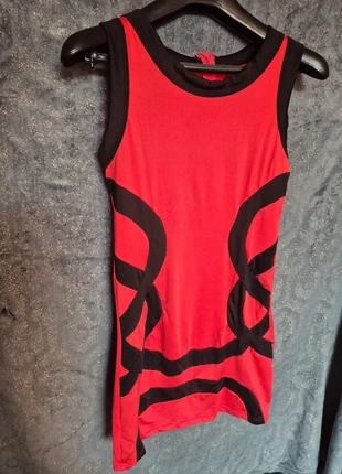 Robe rouge/corail et noire graphique, sans manches, zip dos, taille S, condition: New without tags, size: S / 36 / 8, €4.80, €5.74 includes Buyer Protection