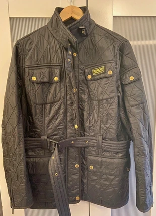 Abrigo Barbour, brand: Barbour, condizioni: Ottime, taglia: XL / IT 46 / EU 42, €90.00, €95.20 include la Protezione acquisti