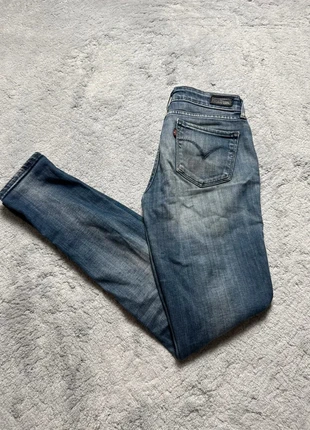 Jean Levi's coupe skinny - Bleu délavée - Taille W25/L32, marca: Levi Strauss & Co., estado: Muy bueno, tamaño: XS, 6,00 €, 7,00 € Protección al comprador Pro incluida