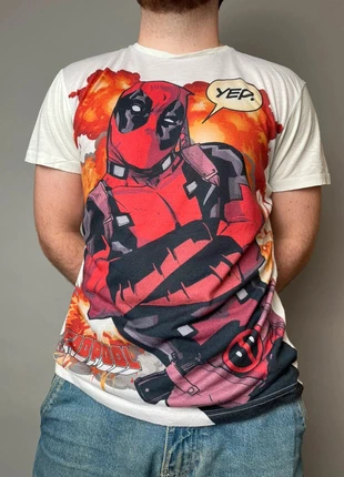 🧡 Yep! Deadpool Explosion Tee – Size M | Marvel Antihero, marque: Graphic Tee, état: Très bon état, taille: M, 9,95 €, 11,15 € Protection acheteurs incluse