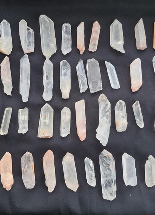 Set van 50 Bergkristal punten / staafjes edelstenen natuursteen stenen edelsteen mineralen, état: Neuf sans étiquette, 10,00 €, 11,20 € Protection acheteurs incluse