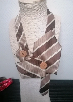 Collier cravate, marque: Unique, état: Très bon état, 3,00 €, 3,85 € Protection acheteurs incluse