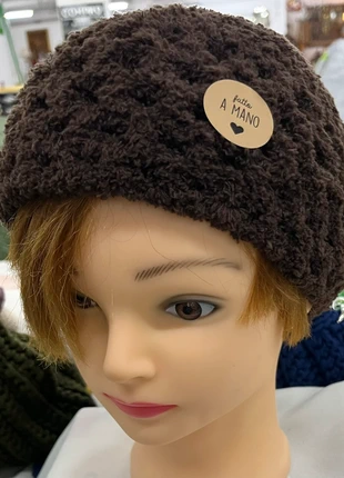 Cappello colore marrone cioccolato effetto pelliccia - caldo e morbido all'uncinetto, marca: fatto a mano, estado: Muy bueno, tamaño: Talla única, 16,50 €, 18,03 € Protección al comprador incluida