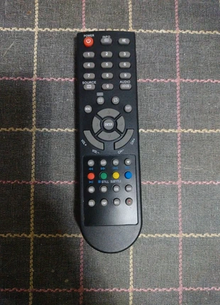 Telecomando TV Led United nuovo, marca: United, estado: Nuevo sin etiquetas, 5,00 €, 5,95 € Protección al comprador incluida