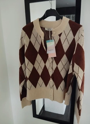 Superbe gilet pull tendance marron et beige S/M, marque: Daphnea, état: Neuf avec étiquette, taille: S / 36 / 8, 18,00 €, 19,60 € Protection acheteurs incluse