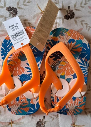 Chinelos multicolor 22-23 Gap NOVO, marque: GAP, état: Neuf avec étiquette, taille: 22, 15,00 €, 16,45 € Protection acheteurs incluse