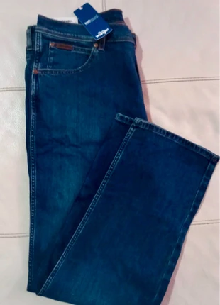 Wrangler Texas 38x32, marke: Wrangler, zustand: Neu, mit Etikett, größe: W44 | DE 60, 33,00 €, 35,35 € inklusive Vinted-Käuferschutz