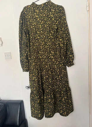 Black and yellow dress UK size 20, brand: Sample, condition: Very good, size: XL / UK 20-22, £3.00, £3.85 includes Buyer Protection