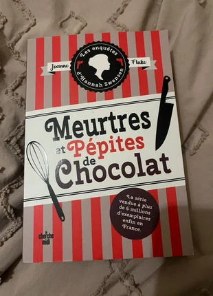 Joanne Fluke - Meurtres et pépites de chocolat, staat: Heel goed, € 3,00, € 3,85 inclusief Kopersbescherming