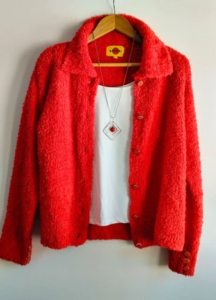 Cárdigan rojo de punto peludo con botones dorados | Amoroso y confortable, marca: Banzai, estado: Muy bueno, tamaño: XXL / 44 / 16, 19,90 €, 21,60 € Protección al comprador incluida