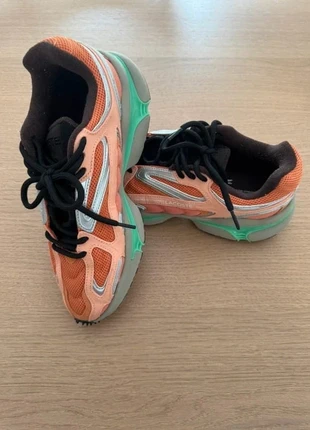 Sneakers Lacoste au design unique et moderne, brand: Lacoste, condition: New with tags, size: 41, €65.00, €68.95 includes Buyer Protection