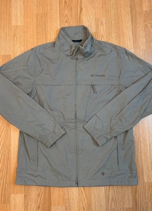 Coupe vent Columbia beige Harrington taille L 41% coton 40% polyester 19% nylon très bon état, merk: Columbia, staat: Heel goed, maat: L, € 24,90, € 26,85 inclusief Kopersbescherming