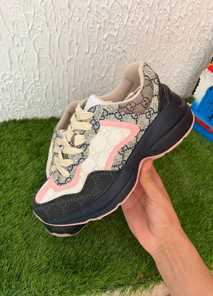 Zapatillas gucci rython, brand: Gucci, condizioni: Nuovo senza cartellino, taglia: 40, €95.00, €100.45 include la Protezione acquisti