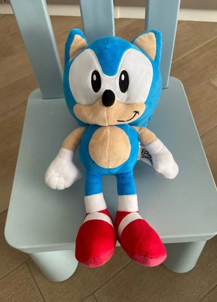 Peluche Sonic, brand: Sega, condizioni: Nuovo senza cartellino, taglia: 3 anni / 98 cm, €10.00, €11.20 include la Protezione acquisti
