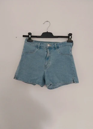 Short stretch, marque: H&M, état: Très bon état, taille: M / 38 / 10, 1,50 €, 2,28 € Protection acheteurs incluse