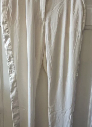 Pantalon blanc bi matière neuf, état: Neuf avec étiquette, taille: XXL / 44 / 16, 10,00 €, 11,20 € Protection acheteurs incluse