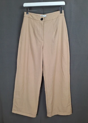 Pantalon large Bershka – taille EUR 38 – beige, marke: Bershka, zustand: Sehr gut, größe: M / 38 / 10, 12,99 €, 14,34 € inklusive Vinted-Käuferschutz