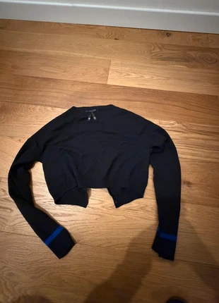 Maglia Silvian Heach – Donna - taglia M | Elegante & Versatile, brand: Silvian Heach, condizioni: Ottime, taglia: M / IT 42 / EU 38, €10.00, €11.20 include la Protezione acquisti