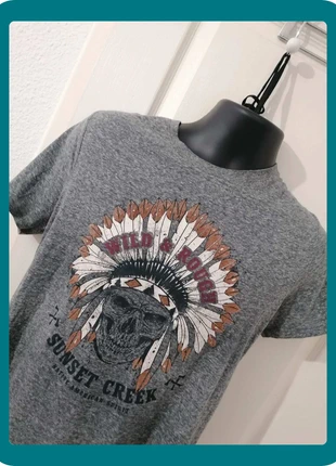 Tee-shirt tête de mort couleur gris taille M=3€, brand: R&B, condition: Good, size: M, €3.00, €3.85 includes Buyer Protection Pro