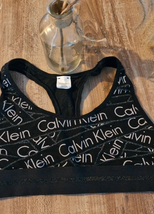 Brassière Calvin Klein Taille S, brand: Calvin Klein, condition: Very good, size: S, €5.00, €5.95 includes Buyer Protection