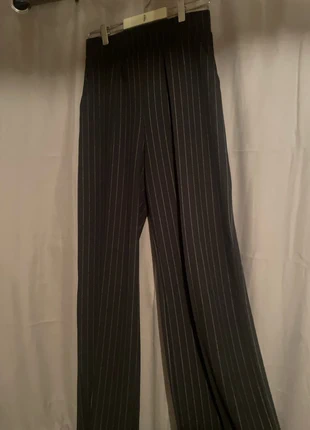 Pantalon à rayures H&M, marca: H&M, estado: Novo sem etiquetas, tamanho: S / 36 / 8, €15.00, €16.45 inclui Proteção do Comprador