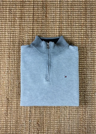 Pull Half Zip, ¼ Zip Gris Brodé Tommy Hilfiger en Coton Taille XL, marque: Tommy Hilfiger, état: Très bon état, taille: XL, 30,00 €, 32,20 € Protection acheteurs (Pro) incluse