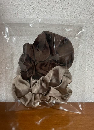 Set scrunchies elastici eleganti da donna - accessori per capelli -, état: Neuf sans étiquette, 2,00 €, 2,80 € Protection acheteurs incluse