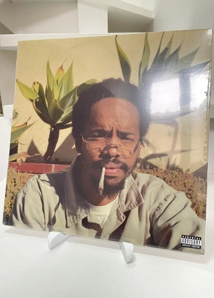 Earl Sweatshirt - Live Laugh Love, staat: Heel goed, € 99,99, € 105,69 inclusief Kopersbescherming
